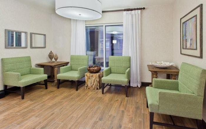 Holiday Inn Express Hotel & Suites Huntsville West - Research Park By IHG