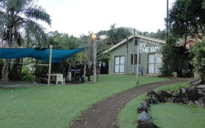 Backpackers By The Bay