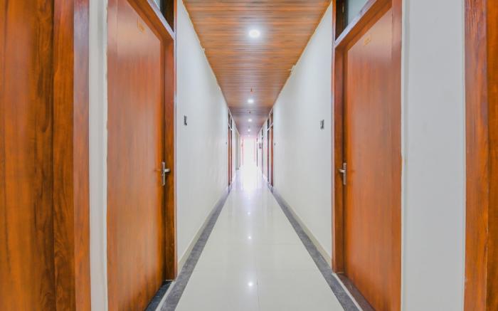 Hotel O Mapples Inn Palace