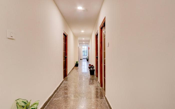 Townhouse OAK BHOOJA HOTELS