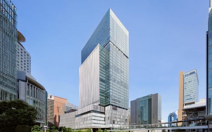 THE OSAKA STATION HOTEL, Autograph Collection
