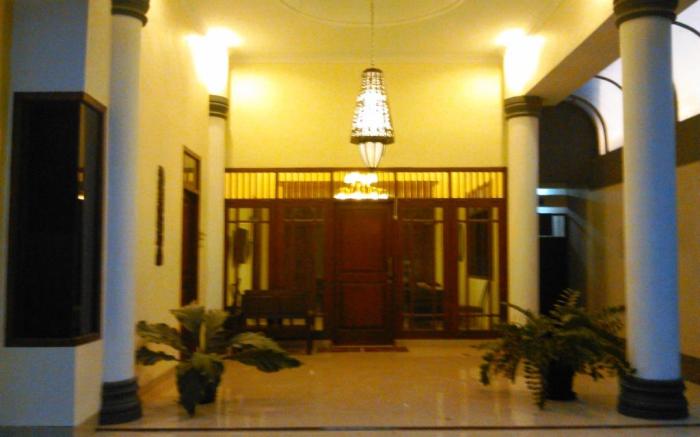 Griya Putri Dewi Family Guest House