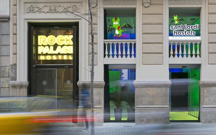 Sant Jordi Hostels Rock Palace