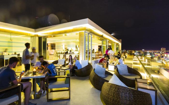 A La Carte Da Nang Beach Hotel