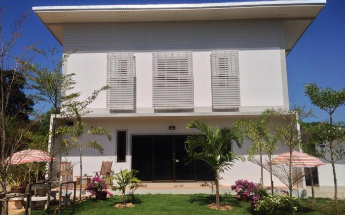 Samui Backpacker Hotel
