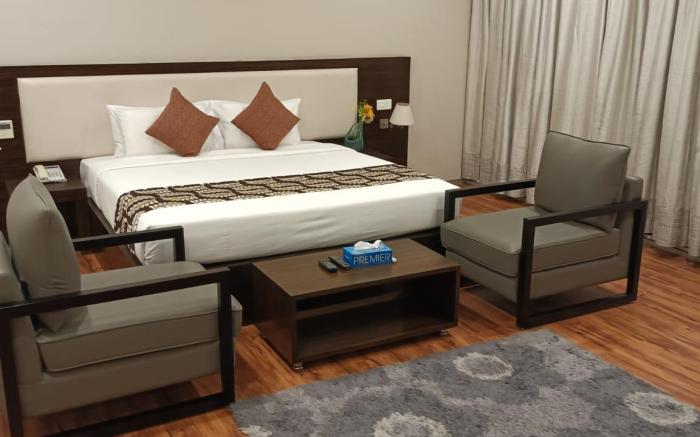 MWC Club by Downtown