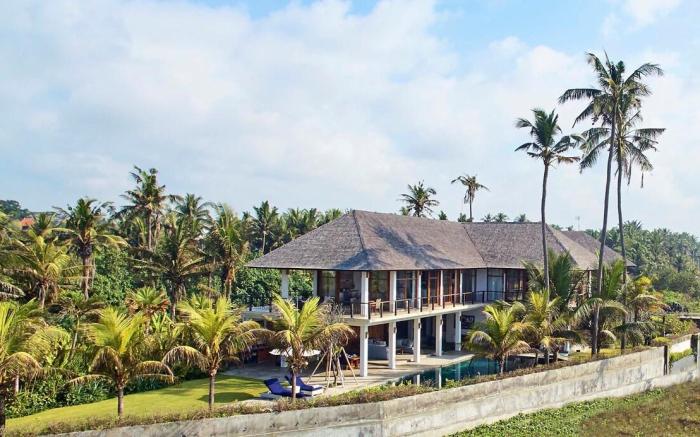 Beachfront Luxury, Villa Purnama