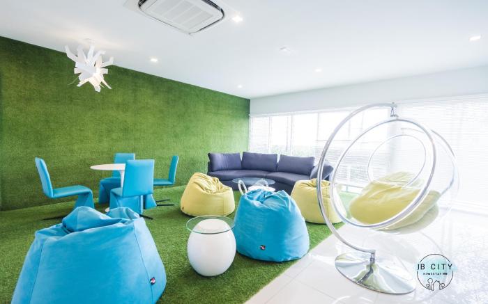 Medini Deluxe Suites A1810  (WIFI) by RR JBcity