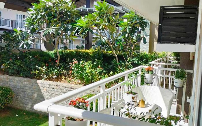 Near Mactan Airport Cozy Condo Amani Grand 121B