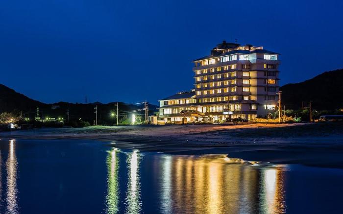 Naruto Grand Hotel