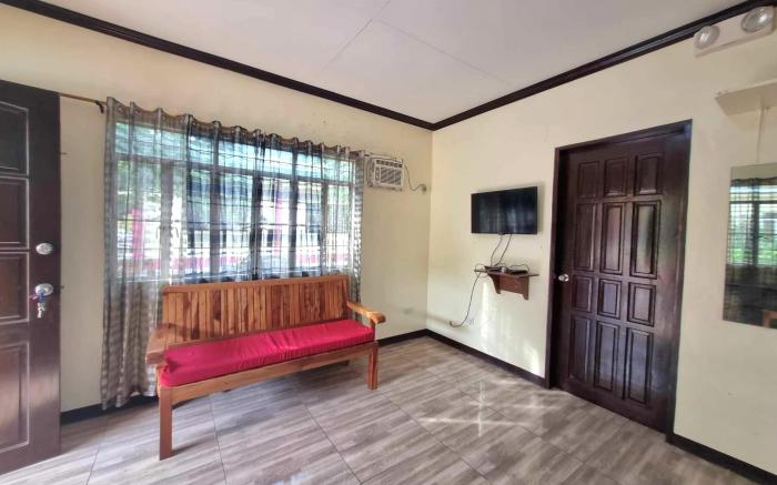 Moalboal Rian house B.