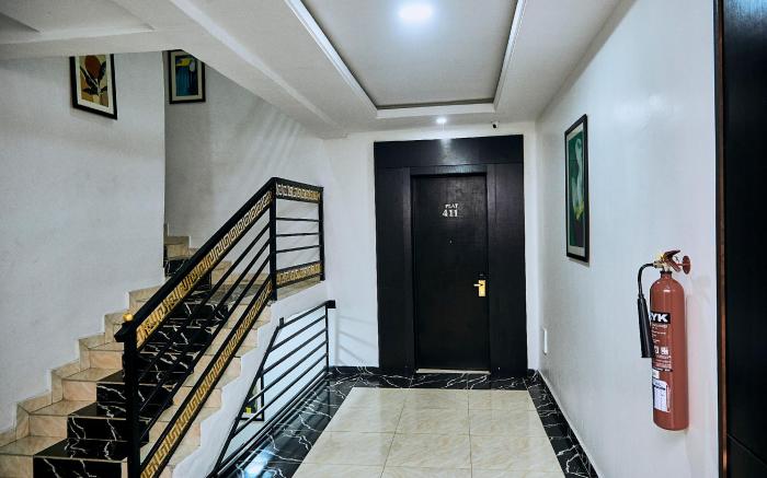 247 Luxury Hotel & Apartment Ajah