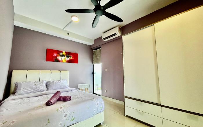 Lilac Trefoil 2BR-Walk to Setia City Mall/SCCC