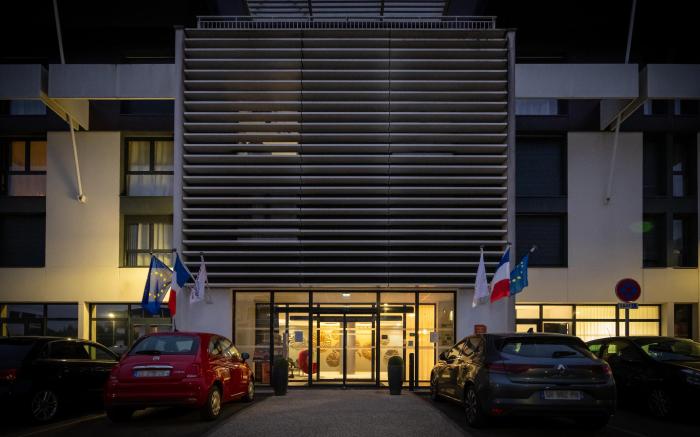 Nemea Appart Hotel Stadium Bordeaux Aeroport 