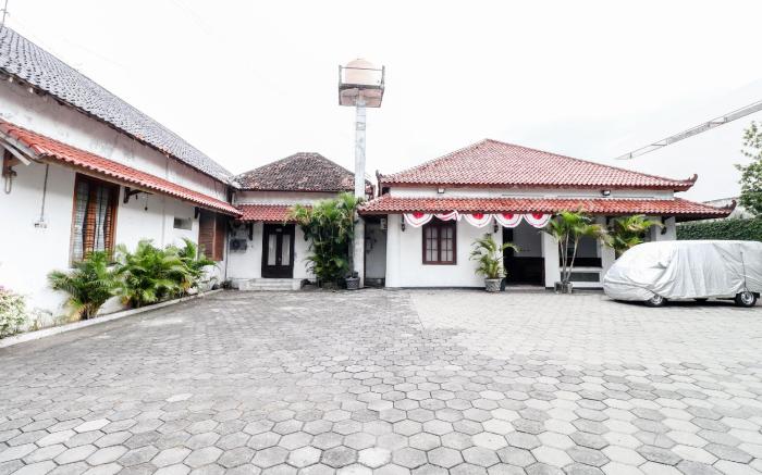 Hotel Limaran 1