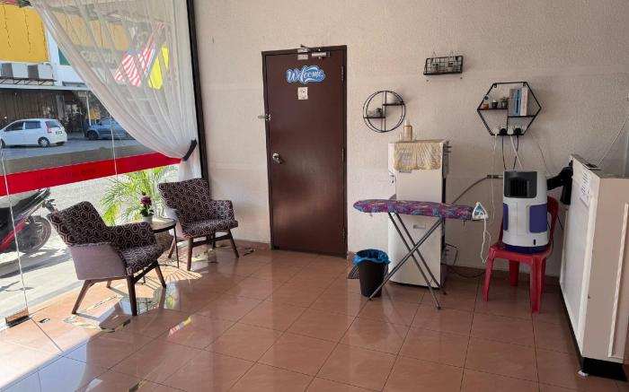 UMMUL MOTEL CMART