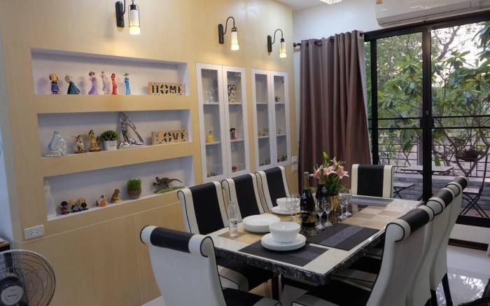Hill Side Pool Villa Buriram