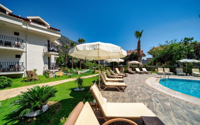 Ata Lagoon Beach Hotel