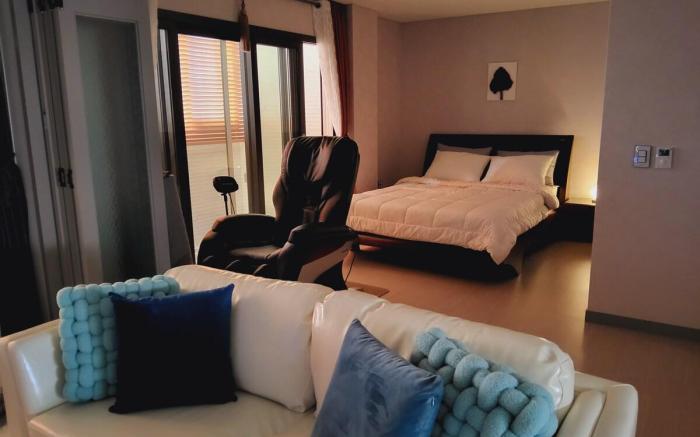 New Registration: Woljeong Ocean View (Comfort Stay) Property a Few Steps from Woljeong Beach