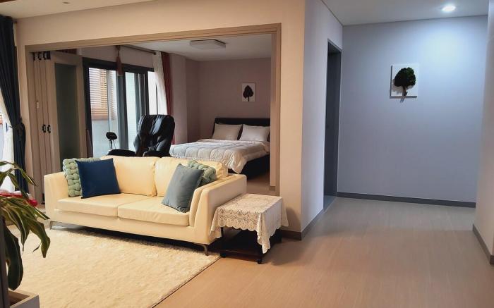 New Registration: Woljeong Ocean View (Comfort Stay) Property a Few Steps from Woljeong Beach