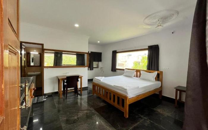 ANAND Beach Guesthouse by Moonrocks