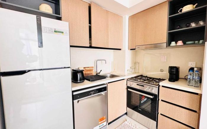 OYO 1349 Home Burj Crown Luxury 1Bed Apartment