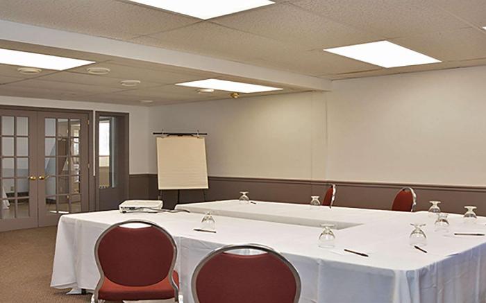 Isaiah Tubbs Resort & Conference Centre