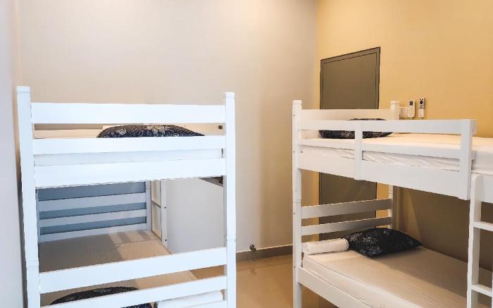Nr. Permas- Muji/Staycation (4BR4B)12 pax #Cowidea