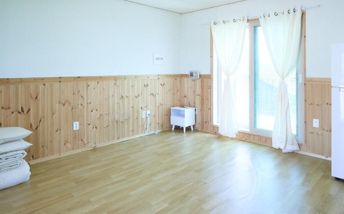 Taean Healing Accommodation Room C