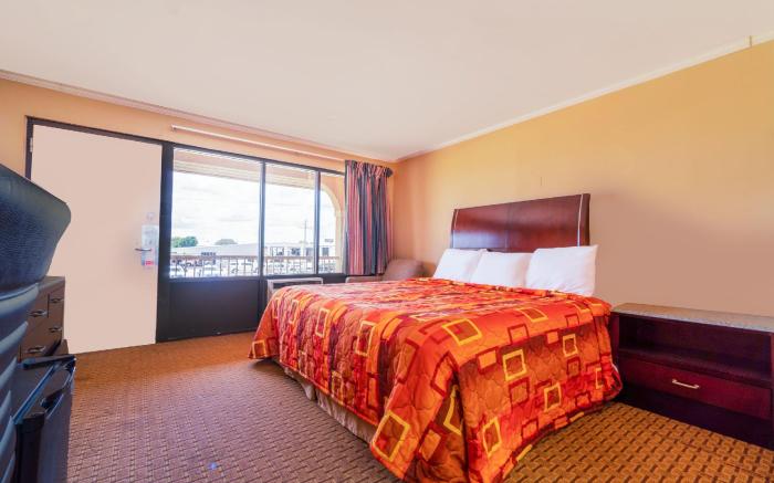 River Valley Motor Inn By OYO La Grange Texas
