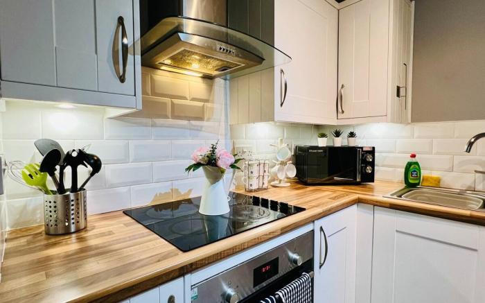 Luxurious Ensuite Flat with Free Parking