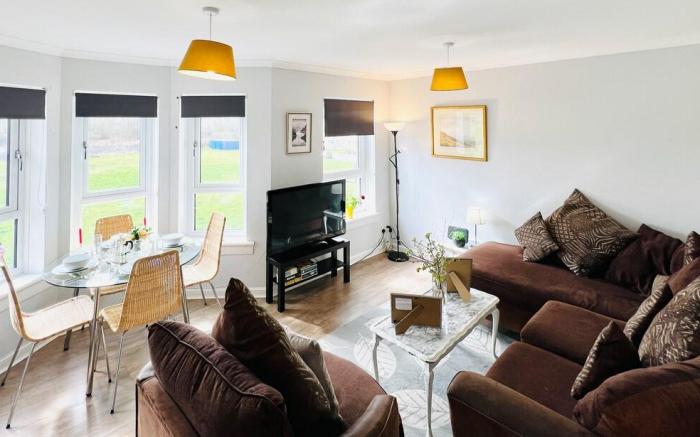 Luxurious Ensuite Flat with Free Parking