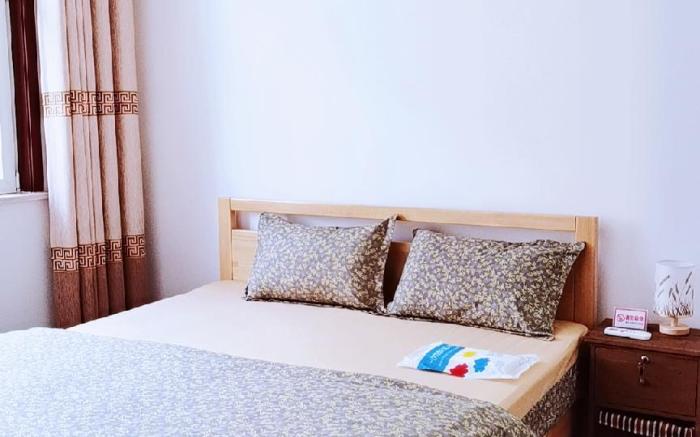 Zhi Yuan Guesthouse 智园民宿 Three bedrooms Suit 三居室套房