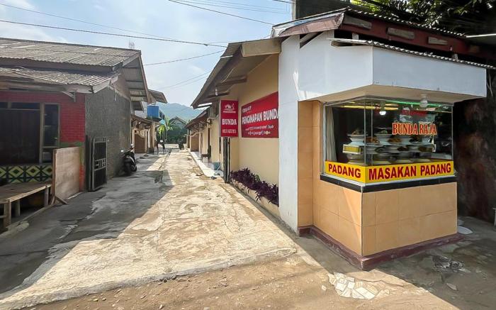 RedDoorz @ Penginapan Bunda