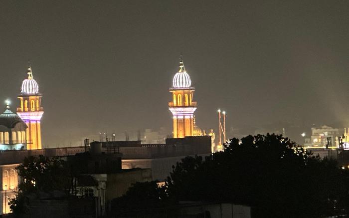 Hotel Moon Inn, near Golden Temple and Jallianwala Bagh