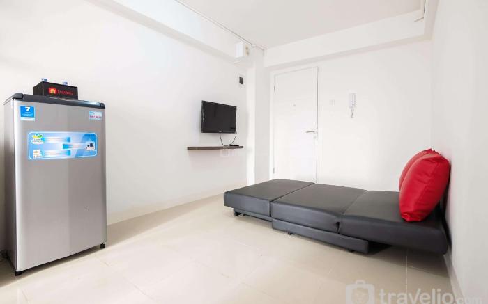 Cozy 1BR @ Bassura Apt near to Mall By Travelio