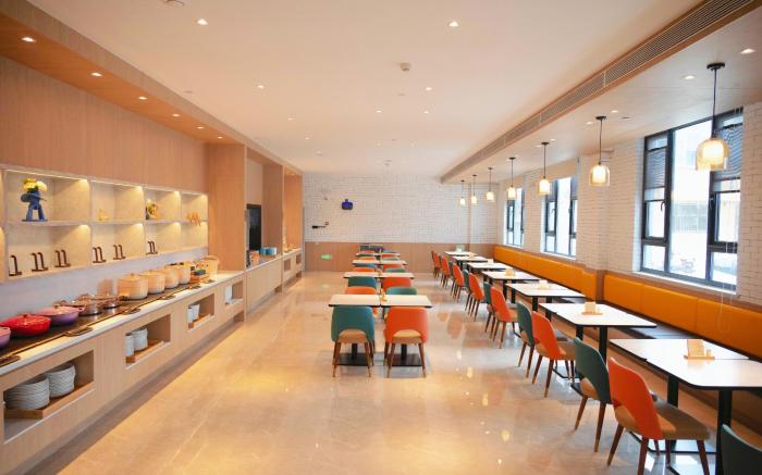 Hanting Hotel Hebi Xun County