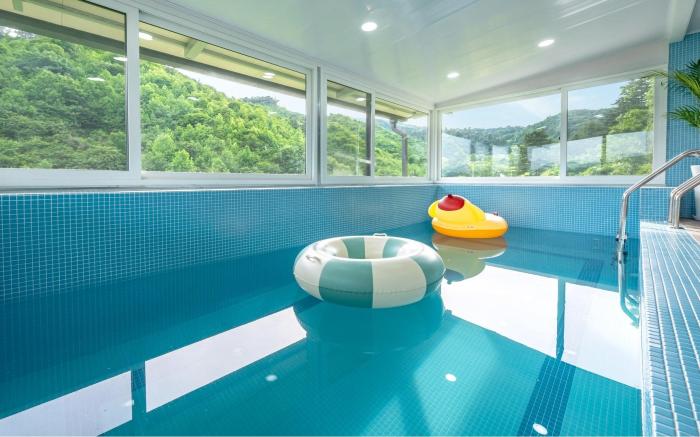Gapyeong Nomadrium poolvilla Pension