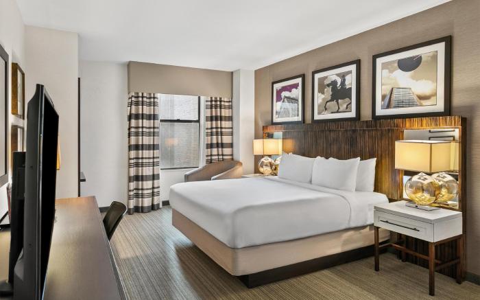 Sonesta Hotel Baltimore Inner Harbor