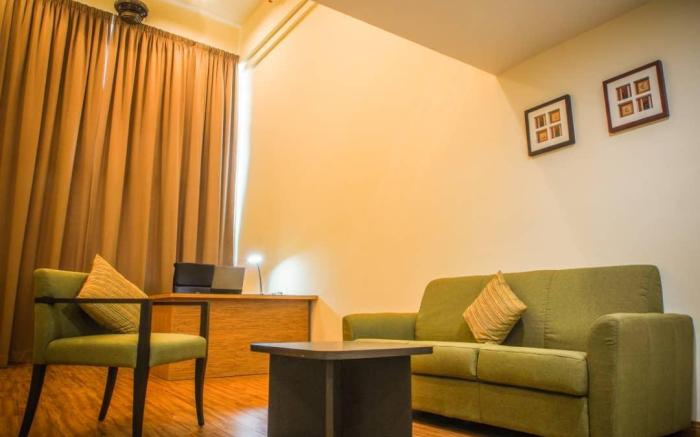The CEO Executive Suites