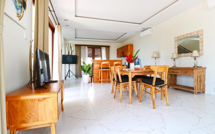 The Ocean Views Luxury Villas & Apartment