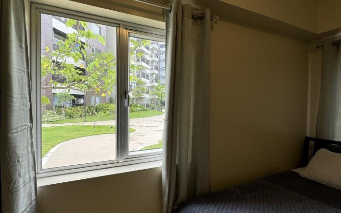 Amenity View-2bedrooms with Balcony