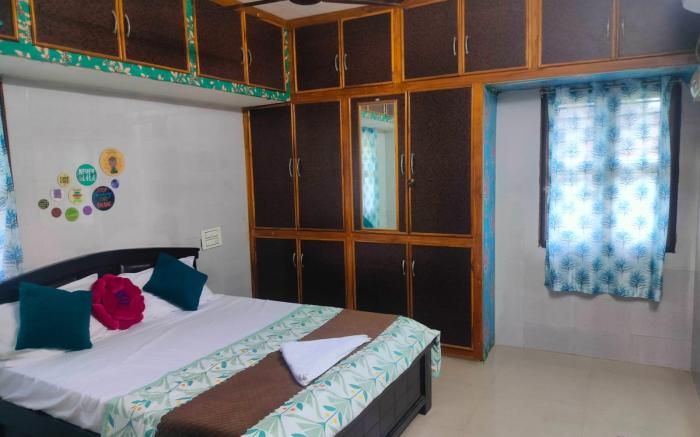 HB'S Nest HOMESTAY HILLVIEW 2BHK APPATMENT