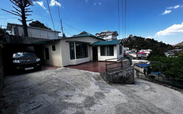 Heidi Villa , Barog