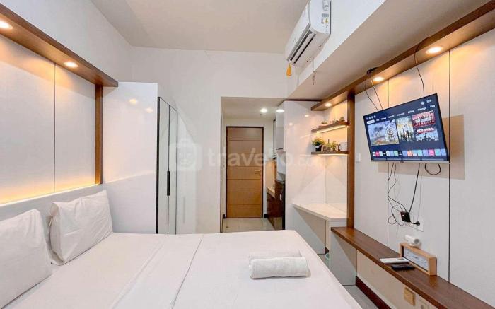 Comfort Studio Room at Vida View By Travelio