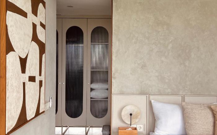 Villa Morris - Artistic Touch, Float on Air 
