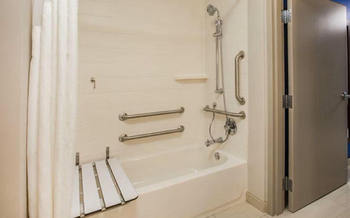 Holiday Inn Express And Suites Murfreesboro West By IHG