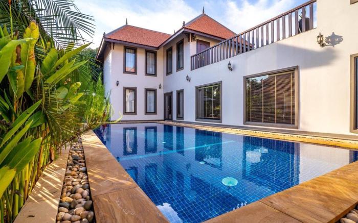 Angkor Diamond Pool Villa/2 Private Bedroom