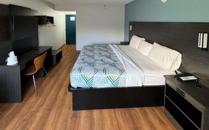 Motel 6 East Syracuse, NY - Airport