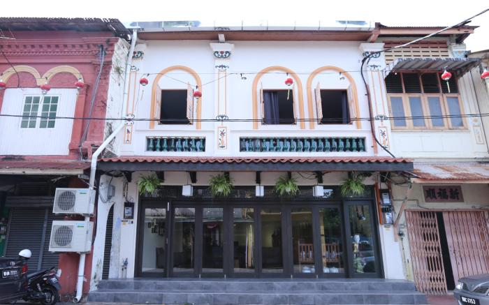 KAMPUNG CINA HOTEL